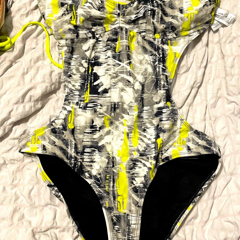 One piece from F21